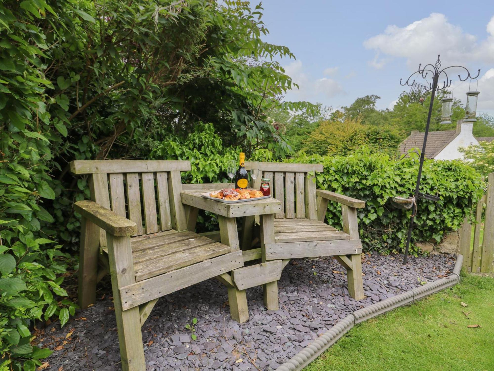 King'S Cottage Crakehall Екстериор снимка